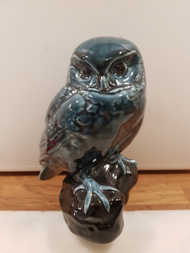 Large ceramic poole pottery - large,