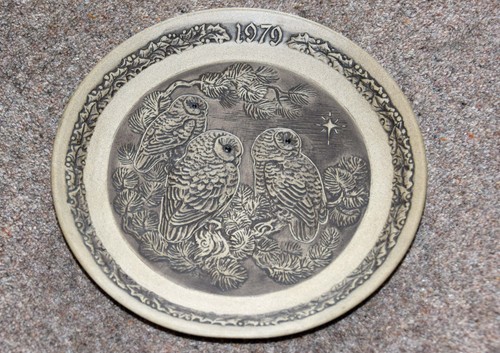 Poole pottery stoneware - pottery,